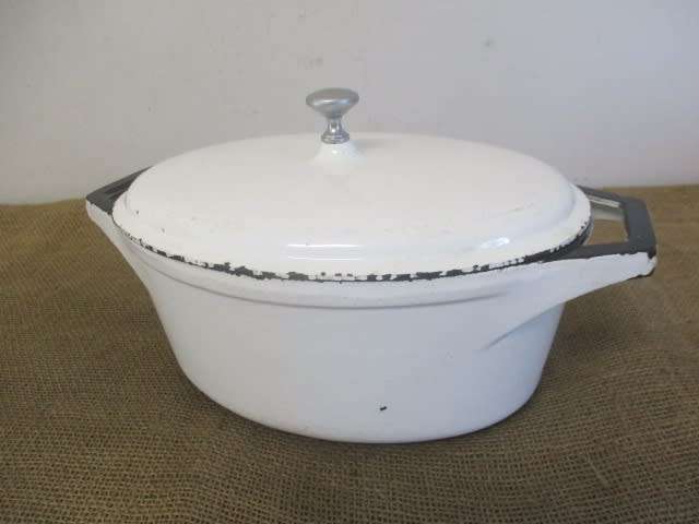 For Lifetime Cooking Pleasure......With This Sizable Vintage Enamel Cast Iron Oval Lidded Pot