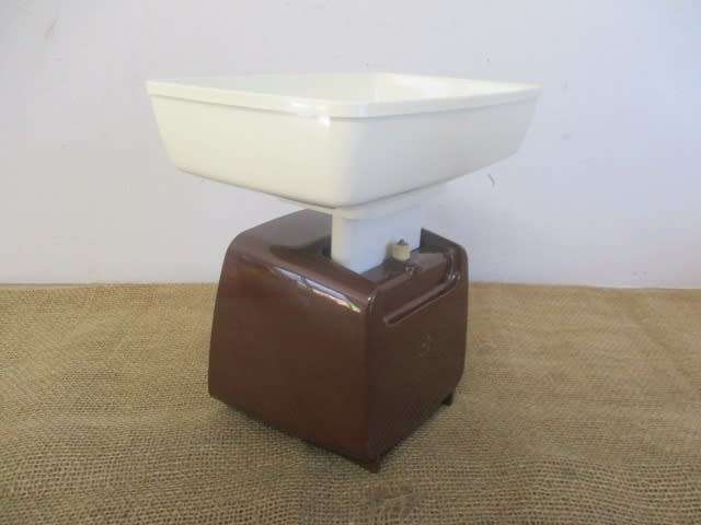 Nice Vintage Krups 5kg x 25g Type 875 Kitchen Scale         1970`s        Ireland