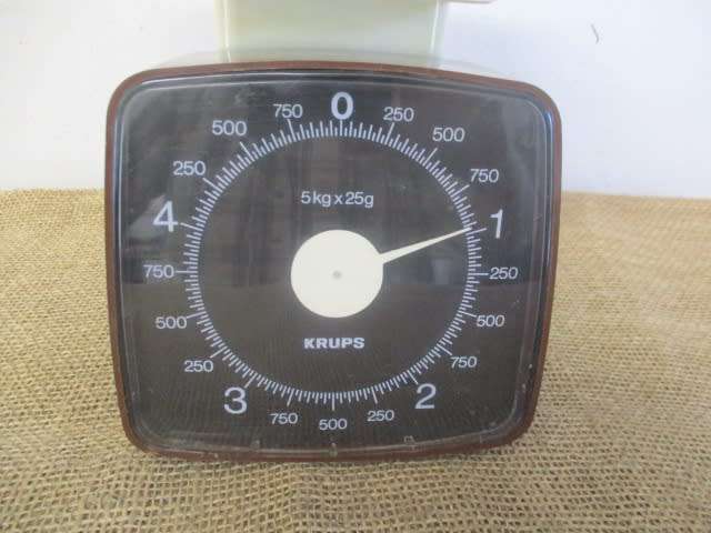 Nice Vintage Krups 5kg x 25g Type 875 Kitchen Scale         1970`s        Ireland