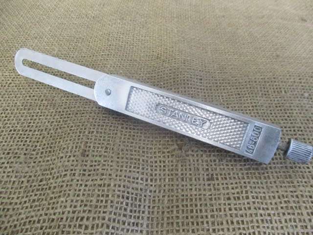 Vintage Stanley 8 inch No 46-800 Aluminum Sliding T-Bevel Square        Made In RSA.