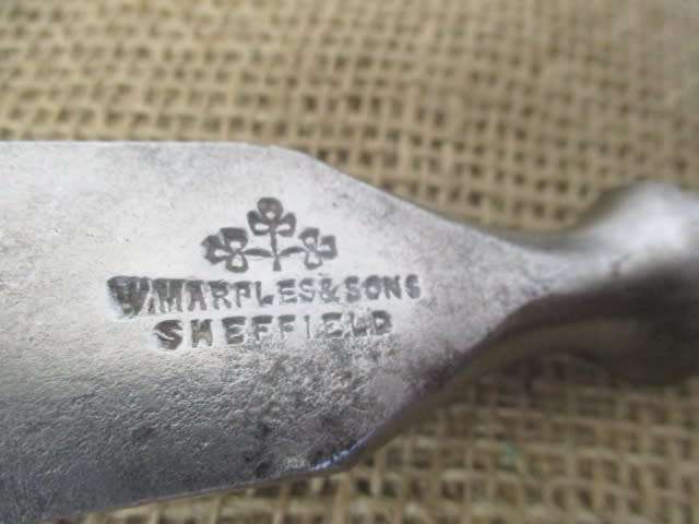 Collection Of Five Sturdy Vintage Carpenter Woodworking Chisels