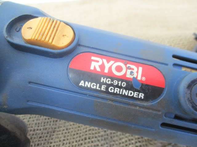 Nice Ryobi HG-910 Angle Grinder