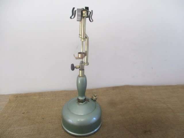 Collectable Vintage Coleman 158`Sunshine Of The Night` Kerosene Lantern  Canada