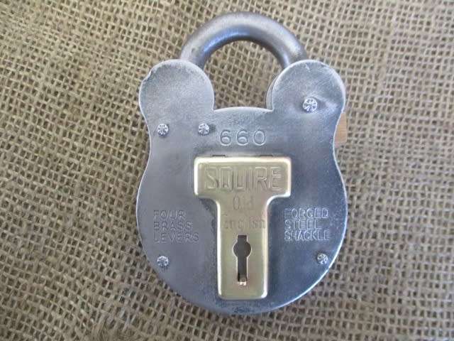 Collectable Vintage 660 Squire Old English Padlock By HY Squire & Sons           England