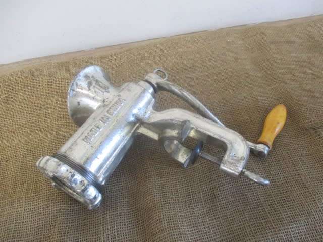 Nice And Robust Complete Vintage Star No 10 Cast Iron Meat Mincer    China