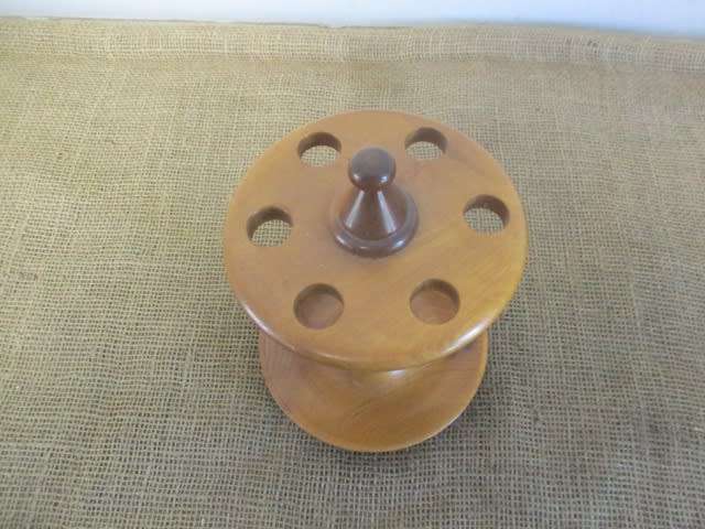 Perfect Vintage Wooden Six Pipe Stand
