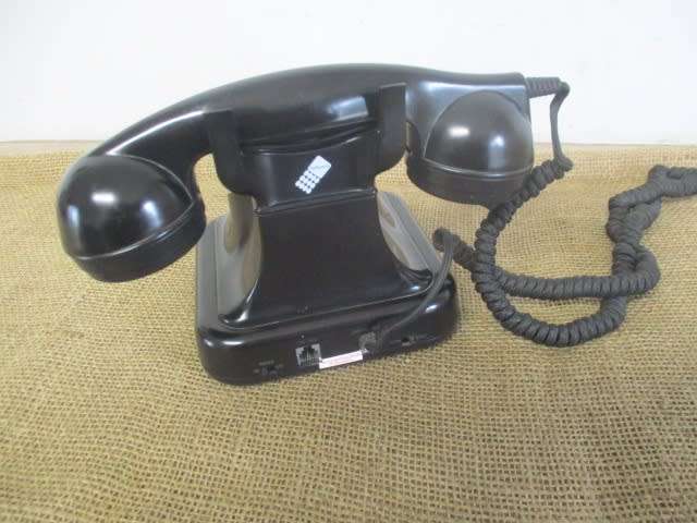 Telkom SA Pty Ltd Bakelite Antique Rotary Dail Landline Table Telephone