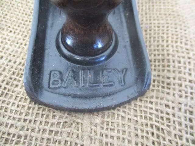 The Go-Getter.......This Beautiful Neat Vintage Stanley Bailey No 5 Plane     England