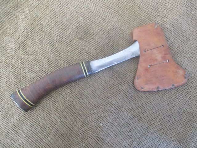 Prestigious Old Estwing Rockford ILL Sportman`s/Camping Axe Hatchet In Original Leather Sheath   USA