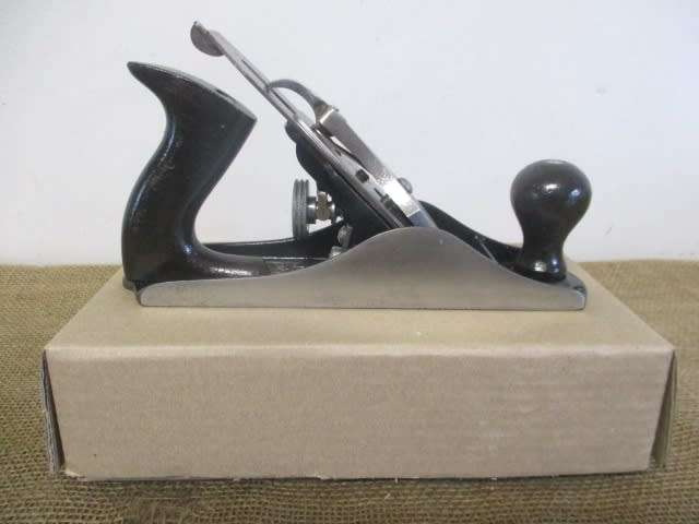 The Winner Takes It All.....This Neat Vintage Stanley Bailey No 4 Hand Plane        Made In England