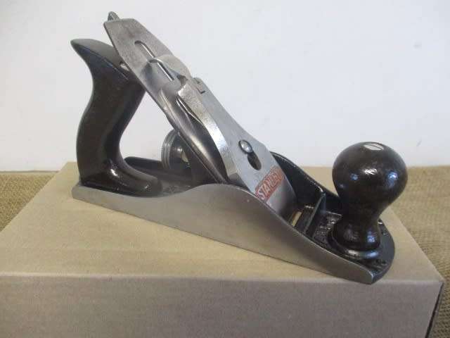The Winner Takes It All.....This Neat Vintage Stanley Bailey No 4 Hand Plane        Made In England