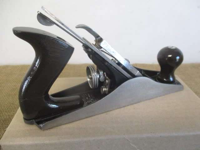 Small But Tried.....This Nice Vintage Stanley Bailey No 3 Hand Plane        Made In England