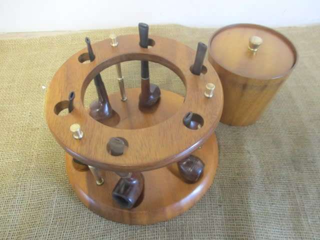 Impressive Vintage KMC Wooden Six Pipe Stand With Six Different Smoking Pipes Plus Extras