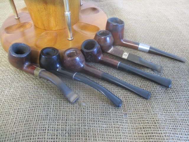 Impressive Vintage KMC Wooden Six Pipe Stand With Six Different Smoking Pipes Plus Extras