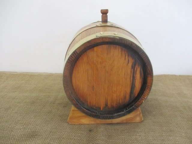 Very Neat Large Vintage Van Ryn`s Viceroy Brandy Oak Barrel     #792