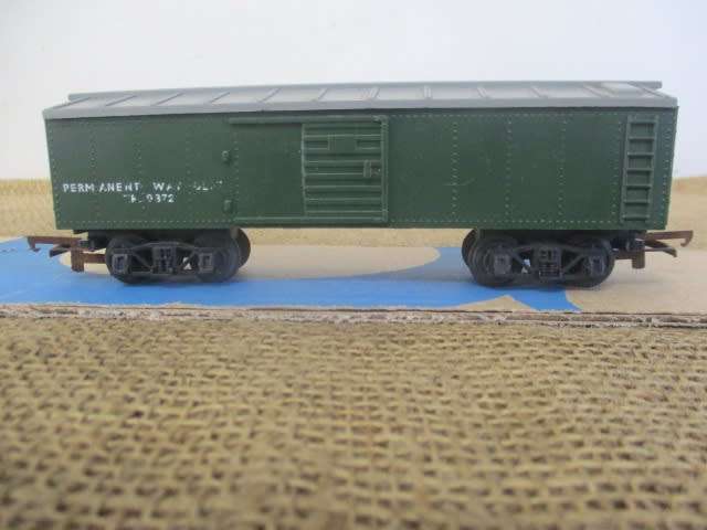 Nice Vintage Tri-ang OO Scale Railway Wagon            Made In England