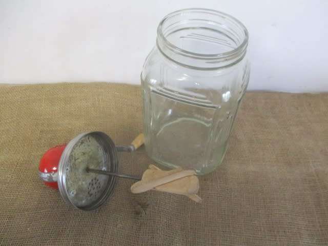 "Boer Maak-N-Plan"......With This Vintage Blow Butter Churn