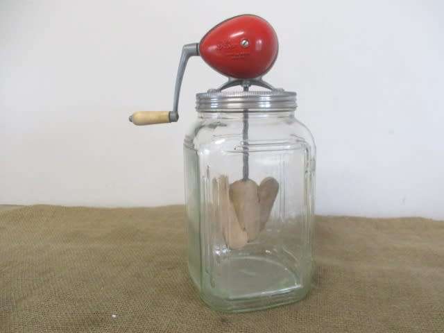 "Boer Maak-N-Plan"......With This Vintage Blow Butter Churn