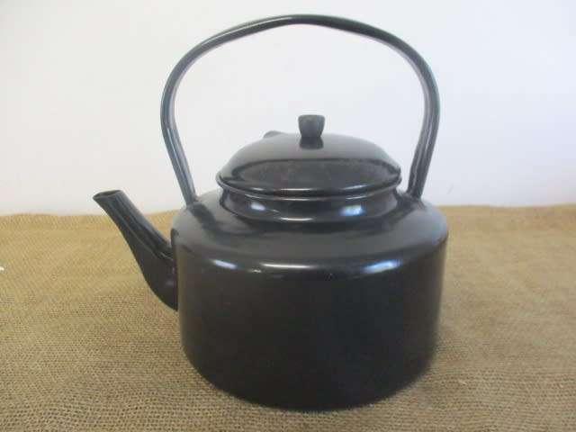 Lovely Large Vintage Old Fashioned Enamel Coffee Pot
