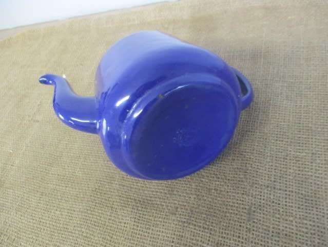 Nice Vintage Real Old Fashioned Enamel Coffee Pot                  Made In China