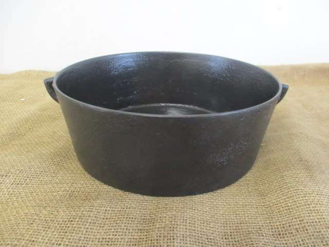 Very Old Vintage Falkirk 11 inch Cast Iron Flat Bottom Pot Without Lid