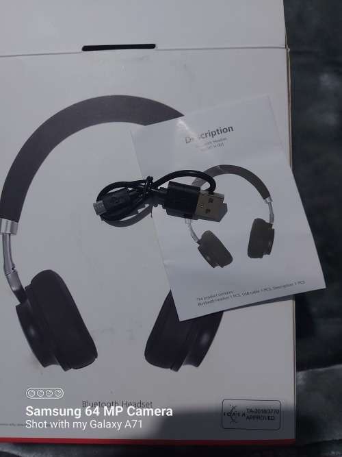 Hawaii Bluetooth Headset
