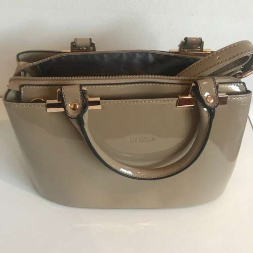 Tosoco Gloss Beige Handbag