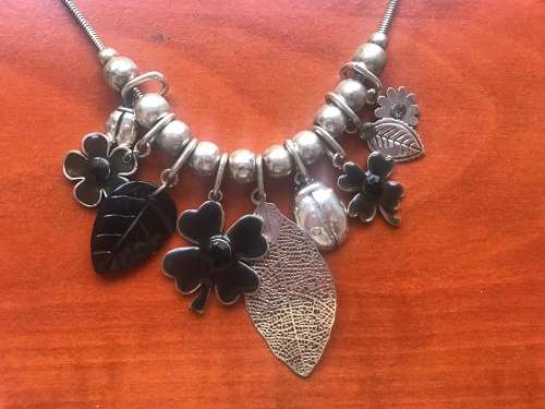 Leaves and Flowers Black Necklace