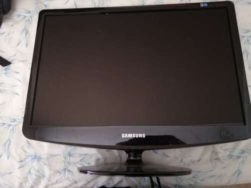 Samsung SyncMaster 22"