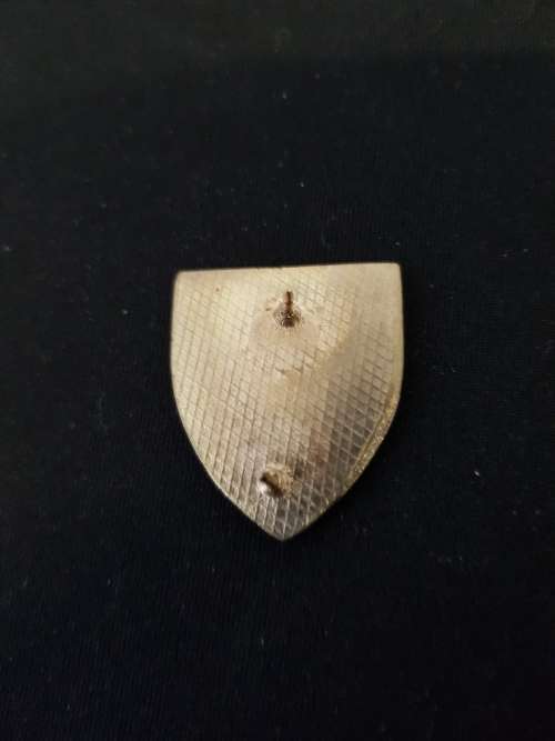 Tracker Advanced Beret Bar 2 Pins Original Excellent Condition