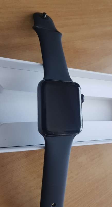 42mm Apple Watch Series 3 MINT CONDITION!!