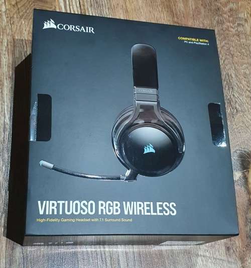 Corsair VIRTUOSO RGB Wireless High-Fidelity Gaming Headset, - Carbon