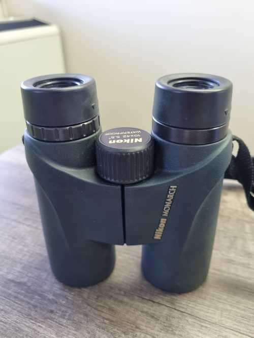 Steiner 9x40 Safari Binoculars | Nikon Monarch 10x42 DFC Binoculars
