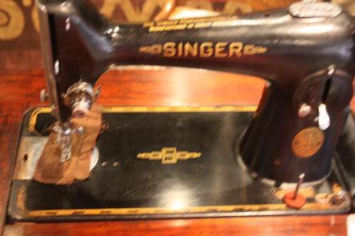 Antique Singer Machine - Complete