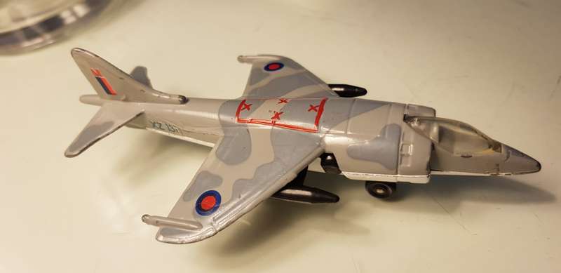 MATCHBOX 1980 HARRIER  SB 27 MILITARY FIGHTER JET BOMBER PLANE DIE-CAST - 1/43 SCALE.