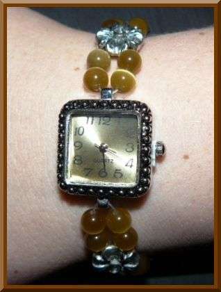 Ladies Quartz Watch with Cats Eye and Silver Detail