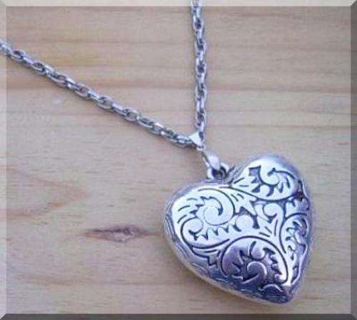 Charming Really Chunky Heart Necklace