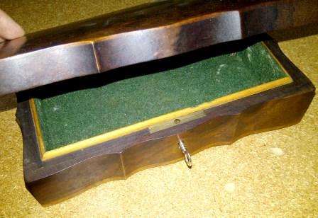 VINTAGE Jewellery Box - Solid Wood!