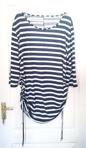 Three Quarter Sleeve, Black n White Stripe Top - XXL / Maternity Wear