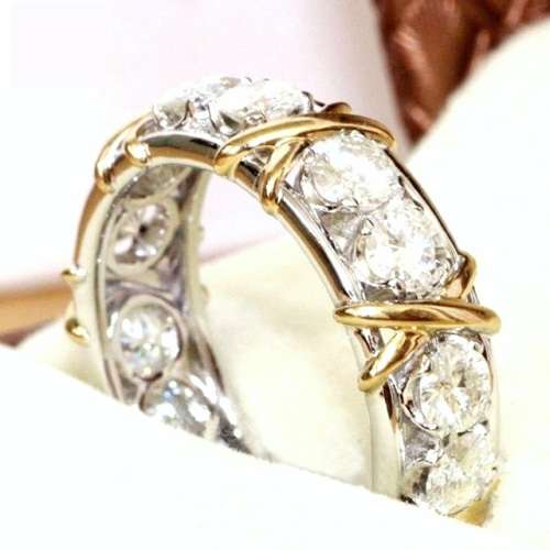Sparkling Engagement Ring Ladies Dream Ring. Size 8 / P-Q