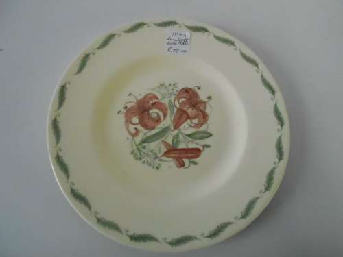 Antique Susie Cooper Side Plate - Crown Works, Burshem, England.