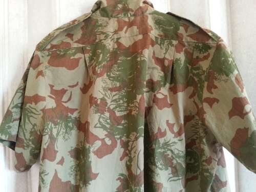 S .A .POLICE /KOEVOET SHIRT