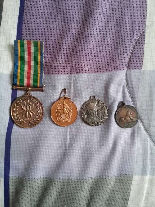 Rhodesia/Egypt / ww2 medals mixed