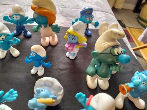 SMURF TOYS