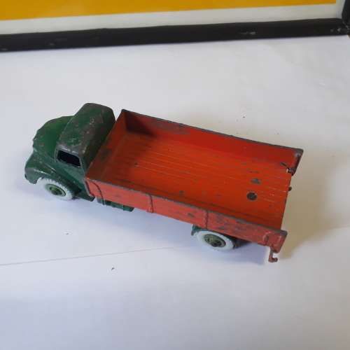 DINKY LEYLAND COMET 418, PLAYED, NO BOX PSE. SEE IMAGES AND DESCRIPTION