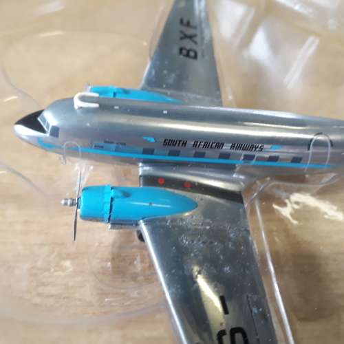 SOUTH AFRICAN AIRWAYS, DAKOTA ZS-BXF "KLAPPERKOP" 1948 , 1/200, DIE-CAST