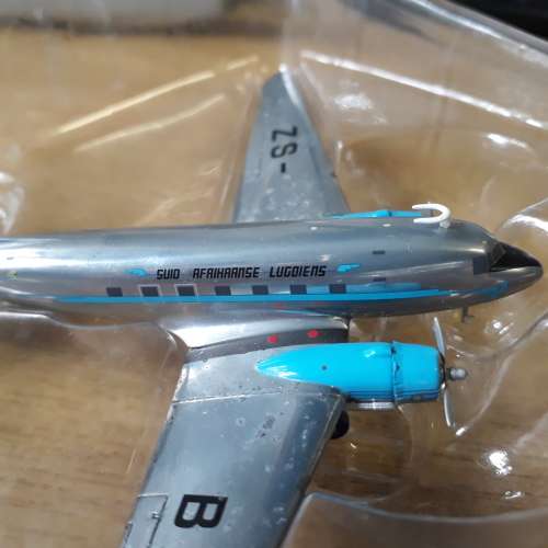 SOUTH AFRICAN AIRWAYS, DAKOTA ZS-BXF "KLAPPERKOP" 1948 , 1/200, DIE-CAST