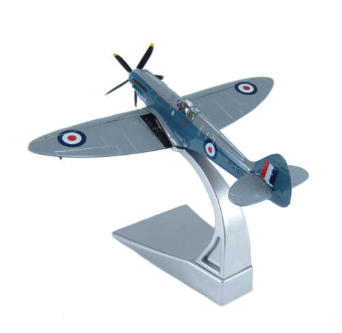 Corgi Aviation Archive Collector Series AA38704 Supermarine Spitfire PR.Mk XIX Diecast Model RAF