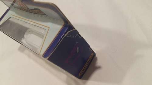 Morris Minor, Hewertson Tobacconists, Oxford, 1:43 Die Cast, Box Slightly worn, No Card