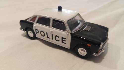 Corgi 1/43 Scale Model Car VA08911 - Austin 1800 - Durham Police, Been on Display, No Box
